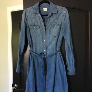 ⚡️⚡️SOLD⚡️⚡️GAP denim dress size S VGUC